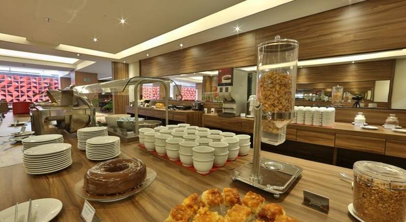 S4 Hotel águas Claras