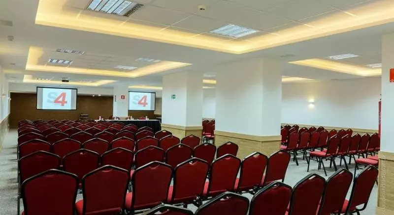 S4 Hotel águas Claras