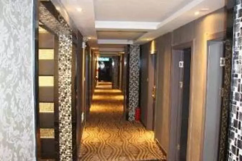 Super 8 Hotel Urumqi Nan Hu Lu