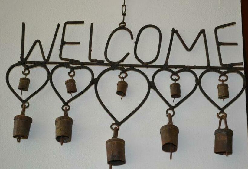 Отель Podere S.giulia   Casale S.giulia