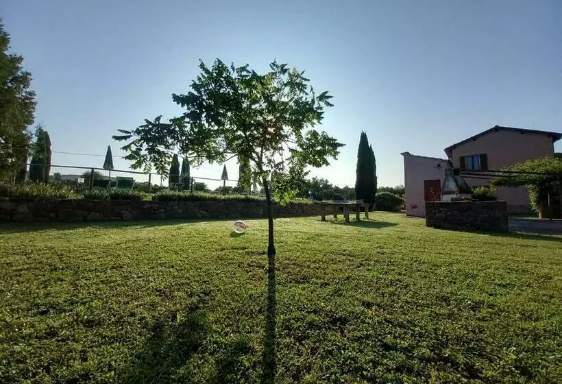 Hotelli Podere S.giulia Casale S.giulia
