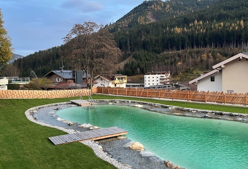 هاستل Eibinghof Bed & Breakfast & Swim