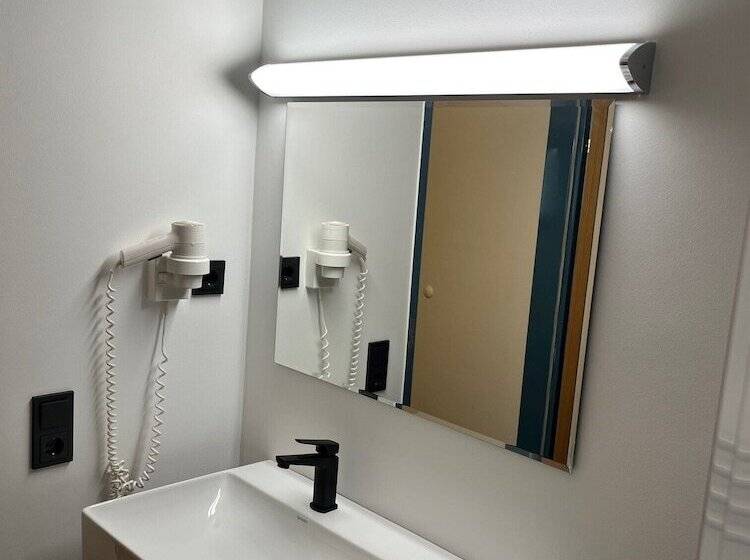 هاستل Eibinghof Bed & Breakfast & Swim