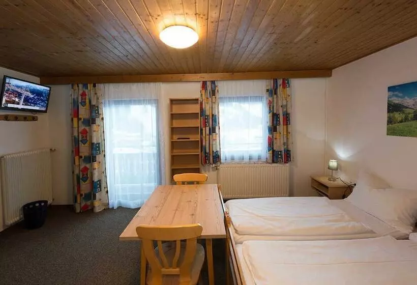 هاستل Eibinghof Bed & Breakfast & Swim