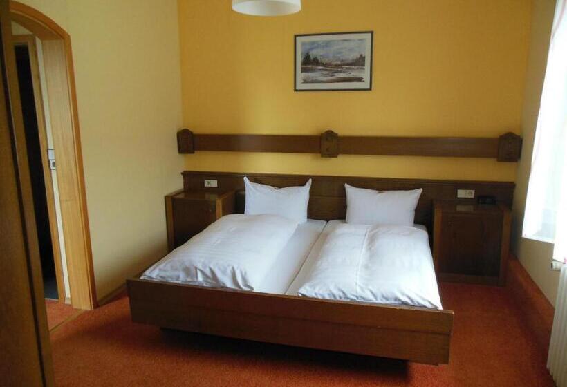 فندق صغير Grüner Baum