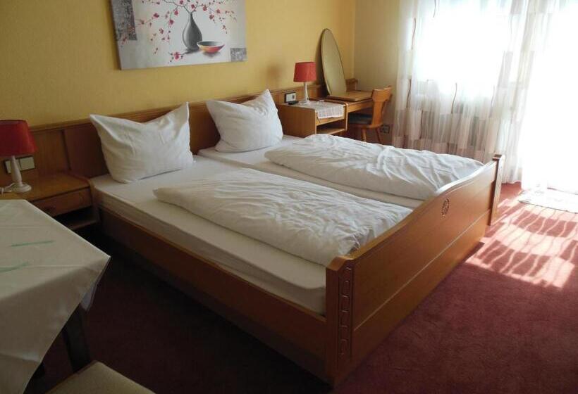 فندق صغير Grüner Baum