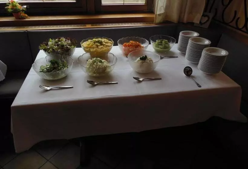 ユースホステル Grüner Baum