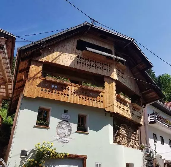 تختخواب و صبحانه Pr  Drašlerju