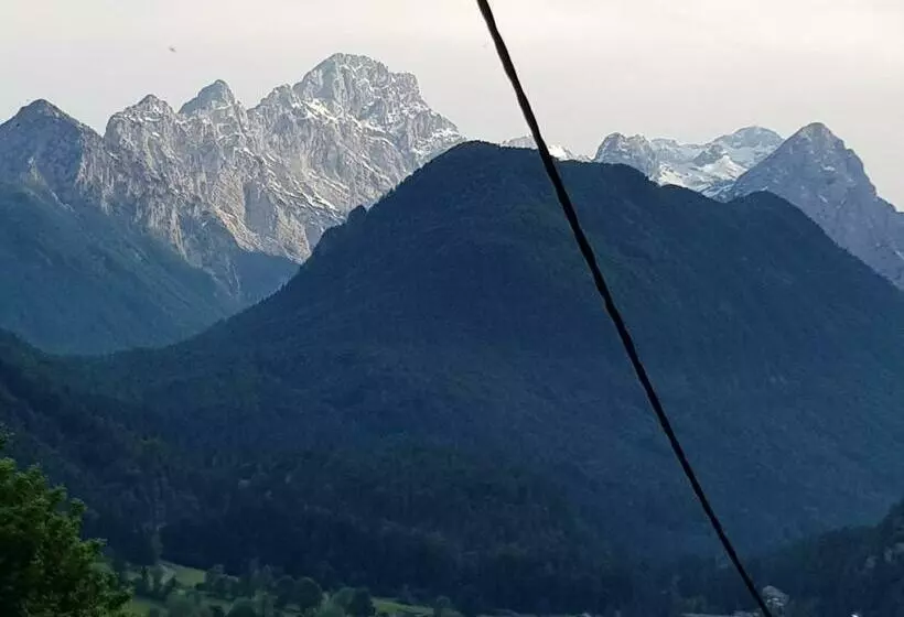 تختخواب و صبحانه Pr  Drašlerju