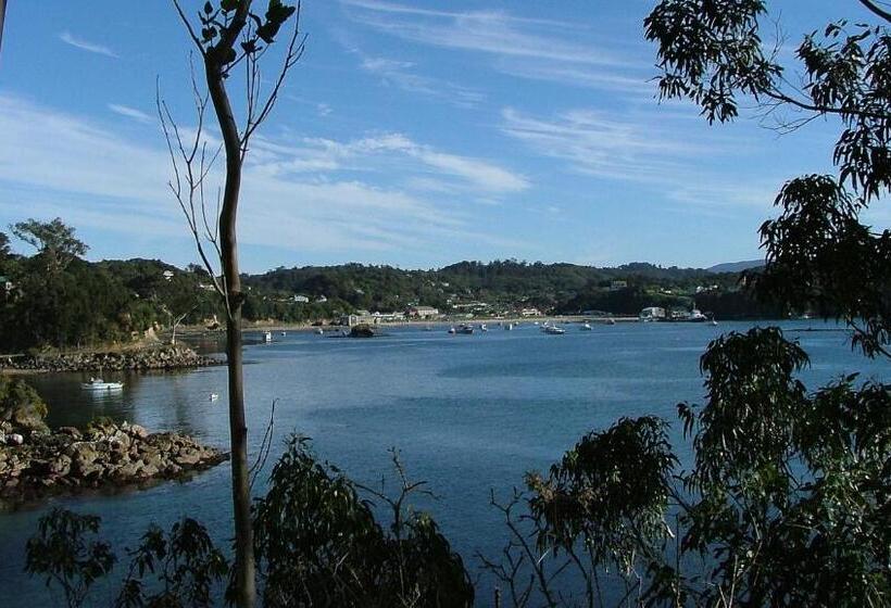 مبيت وإفطار Sails Ashore Lodge