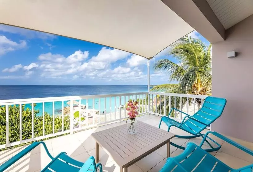 Coral Estate Luxury Resort