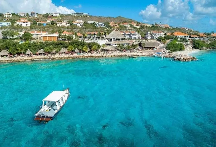 Coral Estate Luxury Resort