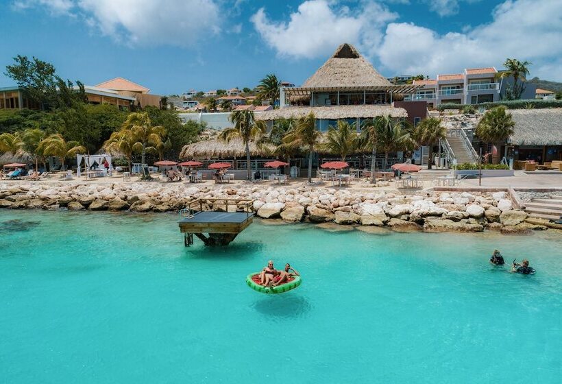 Coral Estate Luxury Resort