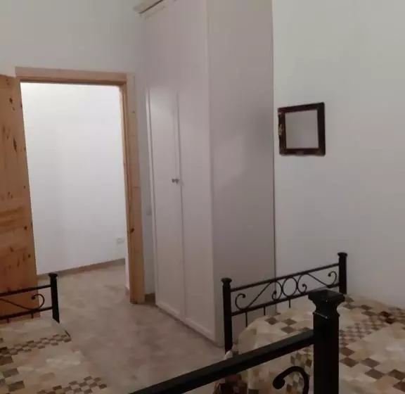 Hotelli Agriturismo Tre Monti