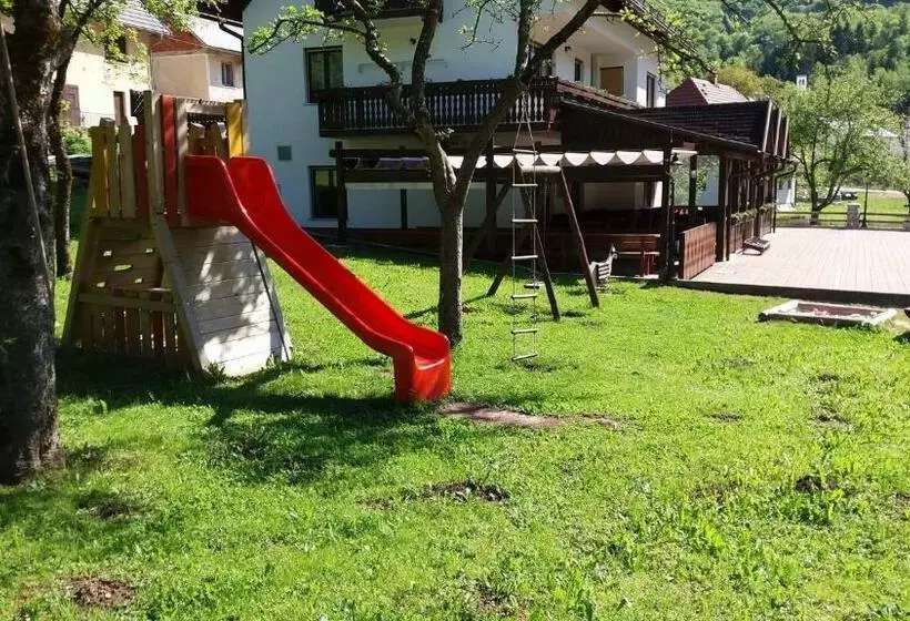 پانسیون Gostišče Hedvika