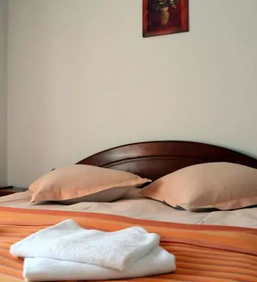 Majatalo Raza Soarelui