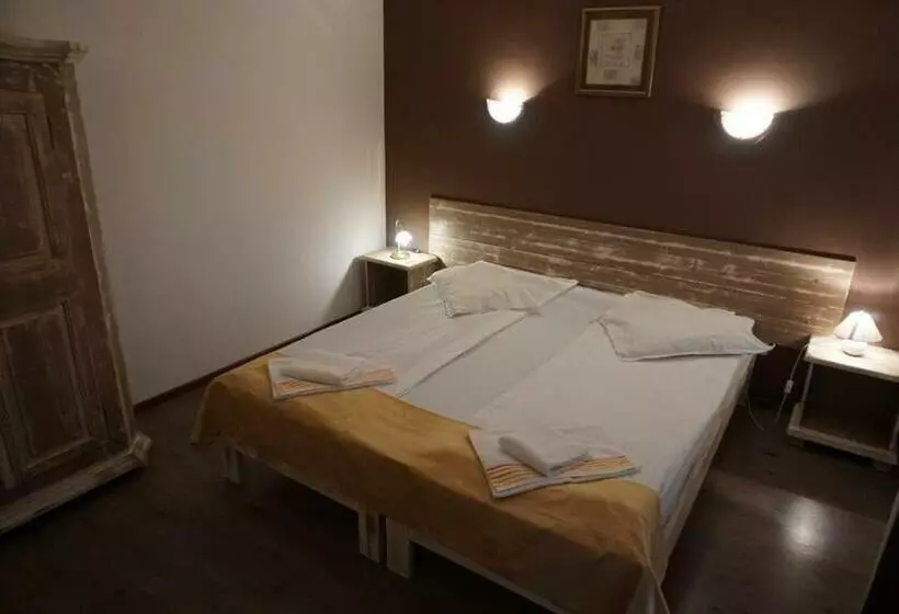 Pension Podul Turcului