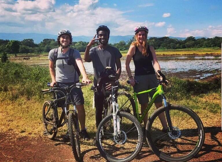 تختخواب و صبحانه Aivlys Lodge Kilimanjaro