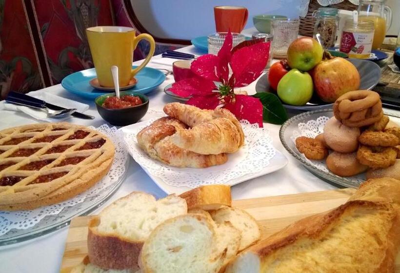 ベッドアンドブレックファースト Cas Antica Soprana