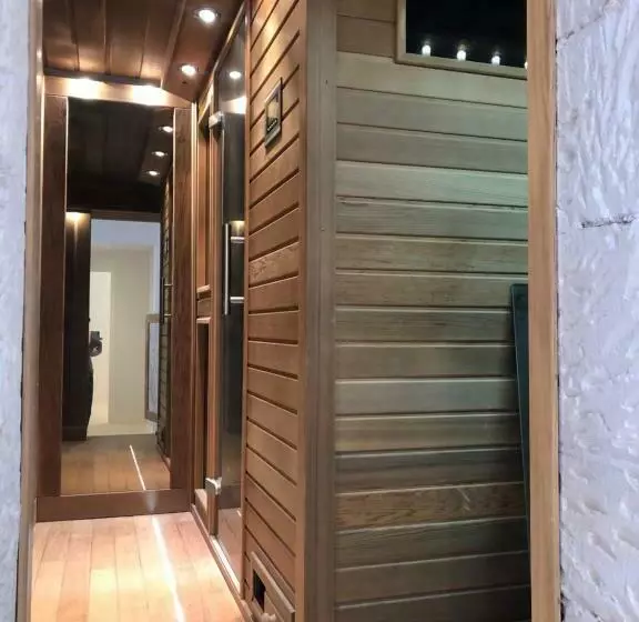 Aamiaismajoitus (B&B) Le Clos Du Cèdre