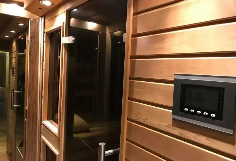 Aamiaismajoitus (B&B) Le Clos Du Cèdre