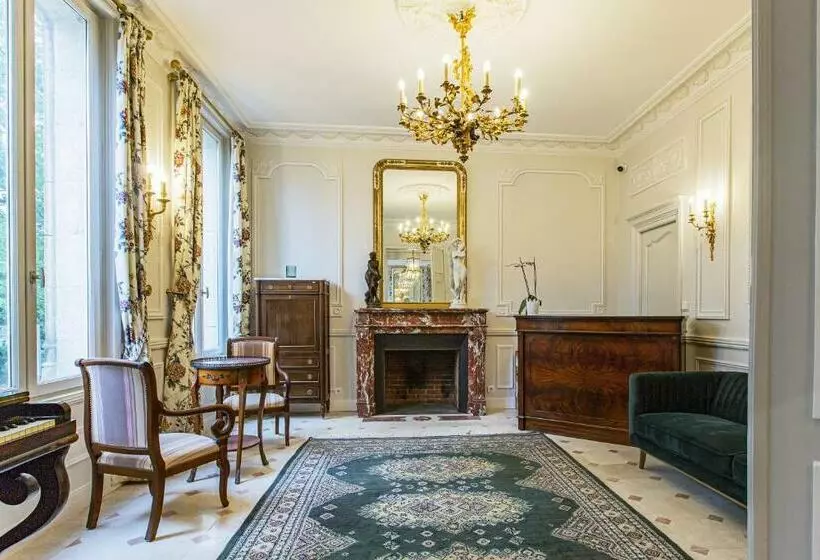 Aamiaismajoitus (B&B) Le Clos Du Cèdre