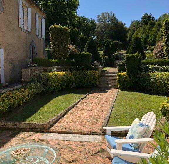 민박 Les Deux Colombiers