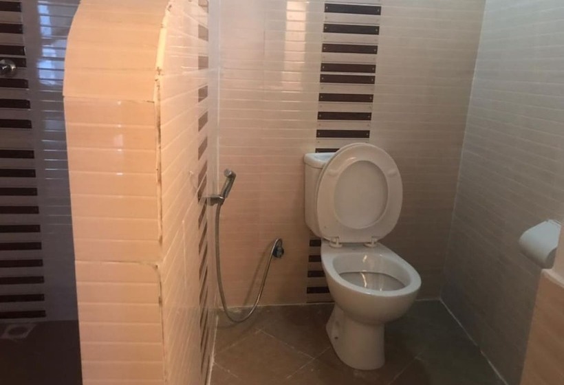 تختخواب و صبحانه Shela Bahari