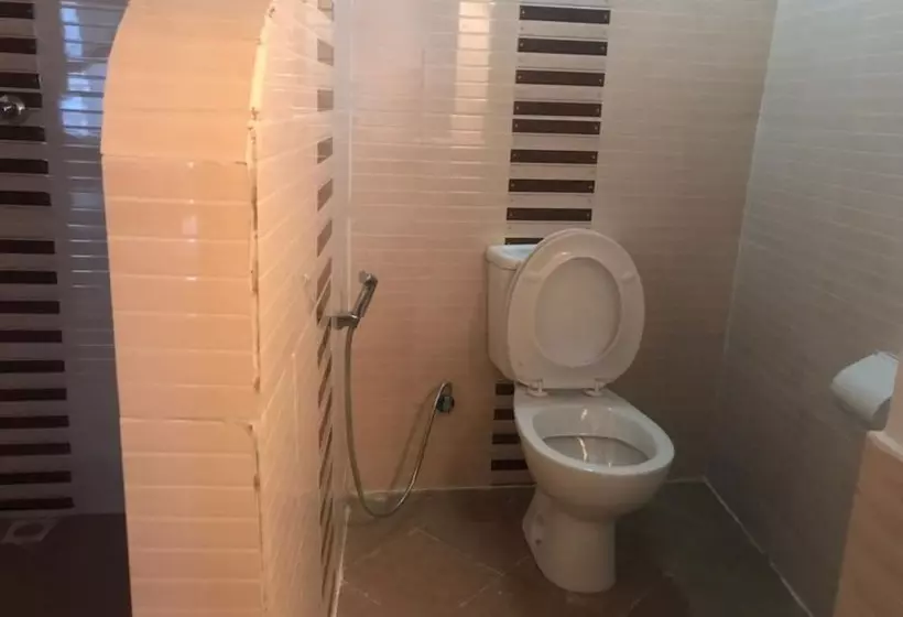 تختخواب و صبحانه Shela Bahari