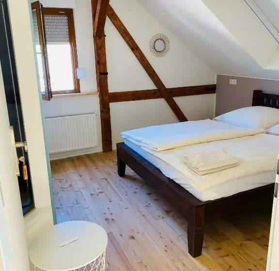 Hotelli Das Höfchen Stadecken