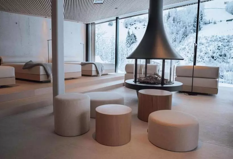 ホテル Haus Jausern