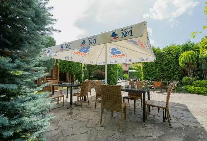 Hotelli Villa Garden