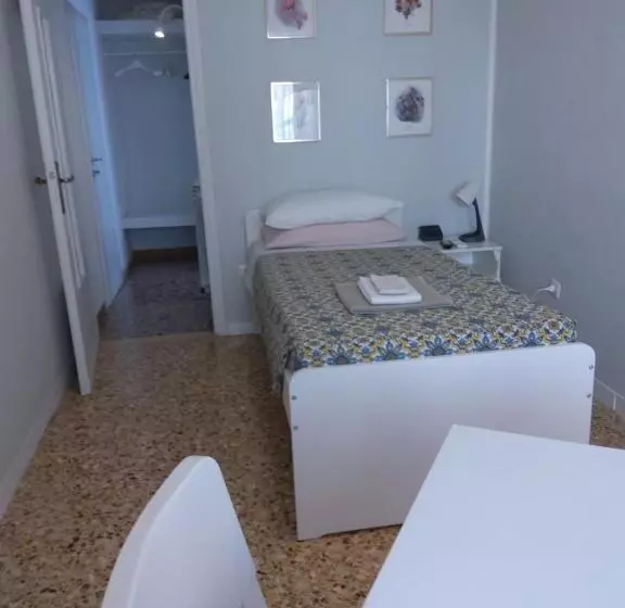 Majatalo Alloggio Verona Est S. Pietro