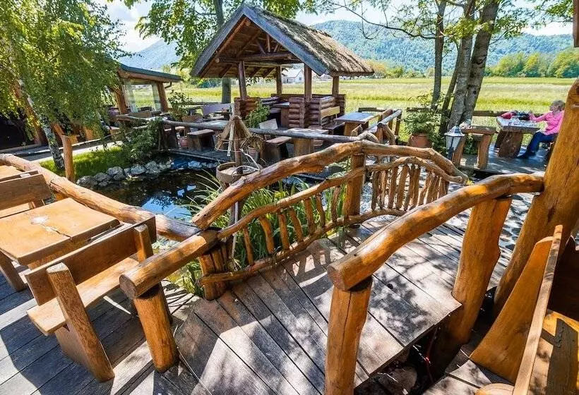 پانسیون Guesthouse Mars