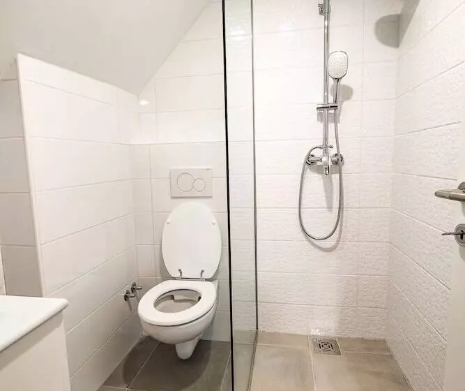 پانسیون Guesthouse Mars