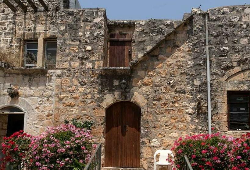 Пансион Mi Ilya Chocolate House Guest House