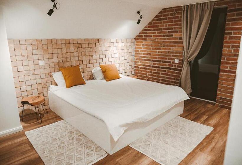 膳宿费 Vila Casa Din Gradina