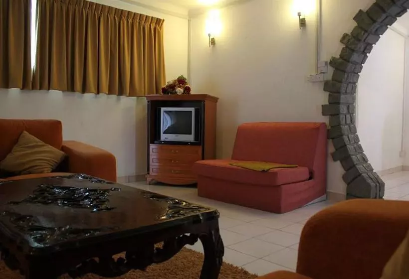 ホテル Habiba Suites