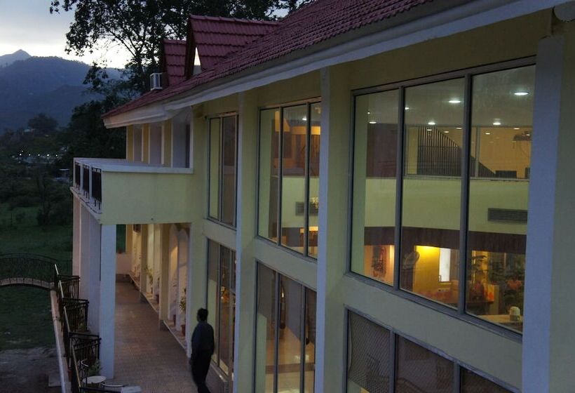 Hotel Riverside Resort