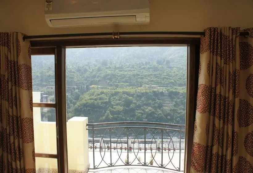 Hotel Riverside Resort