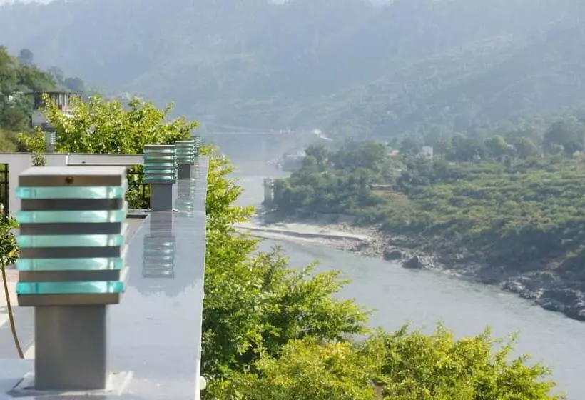 Hotel Riverside Resort