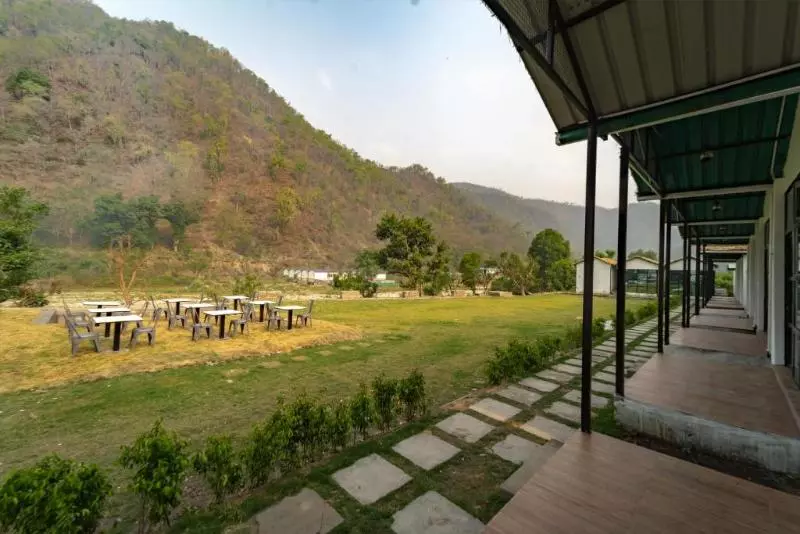 Hotel Riverside Resort