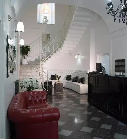 ホテル Santa Chiara