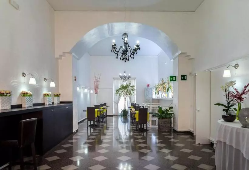 ホテル Santa Chiara