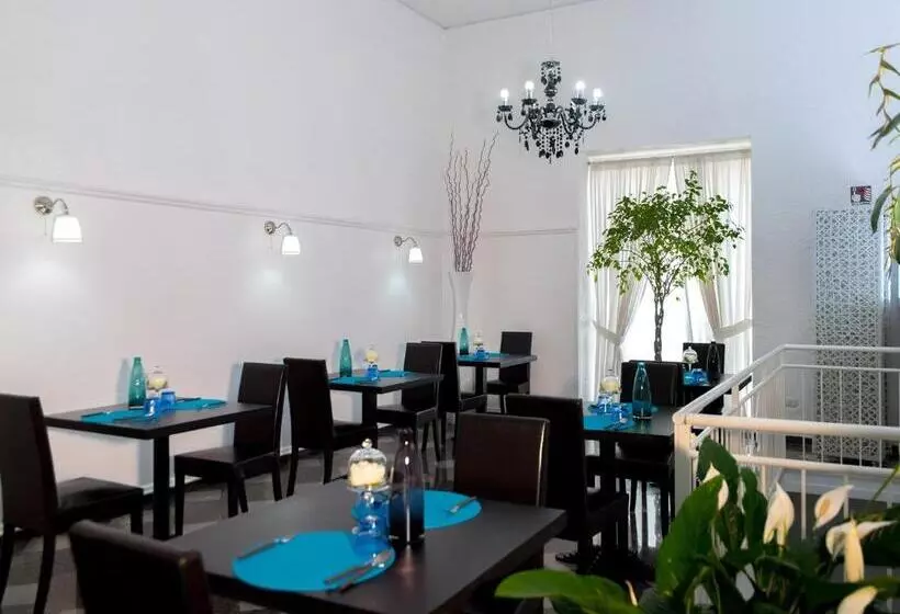 ホテル Santa Chiara