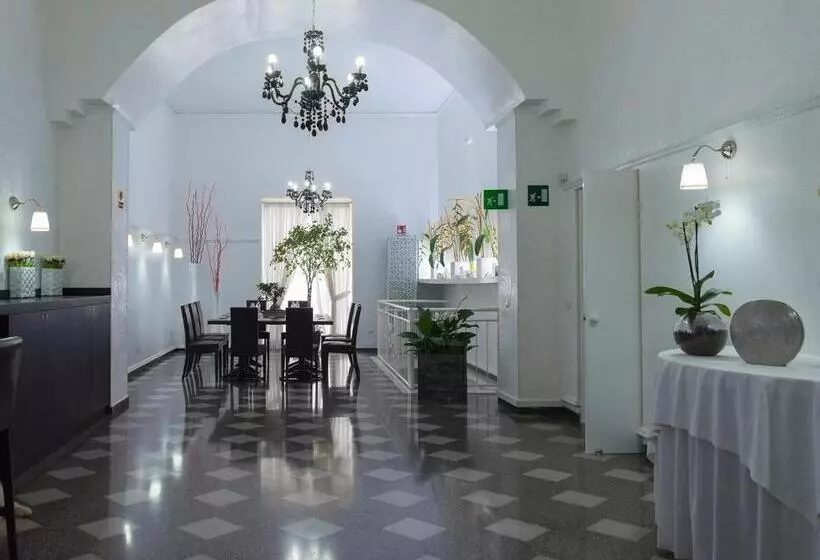 ホテル Santa Chiara