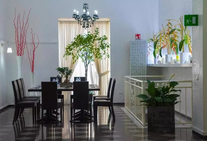 ホテル Santa Chiara