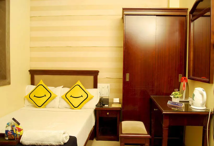 Hotel Stay Vista Rooms At Cst Fort