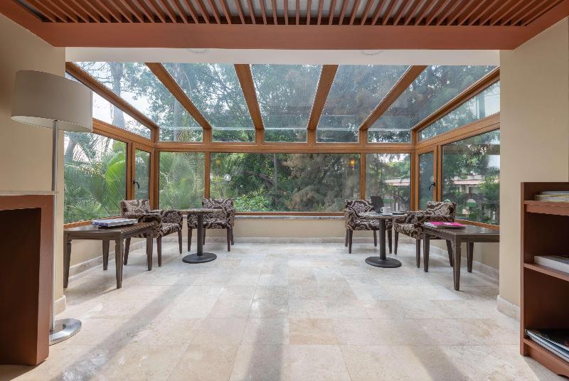 ホテル Wyndham Garden Guadalajara Expo Plaza Del Sol