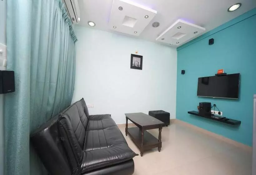 Max Classic Serviced Apartment